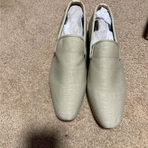 Men's Cream Loafers